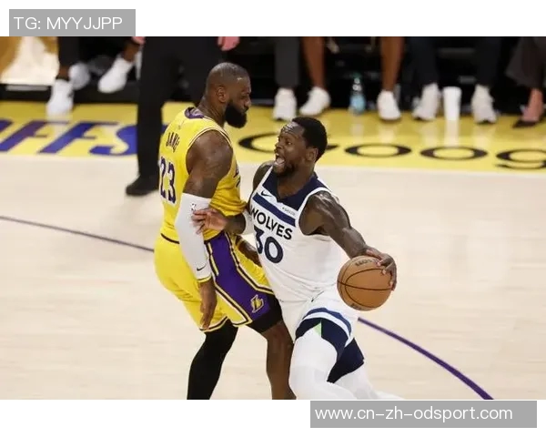 兰德尔表现稳定11投6中贡献14分4篮板1助攻1抢断助力球队胜利 兰德尔表现稳定11投6中贡献14分4篮板1助攻1抢断助力球队胜利