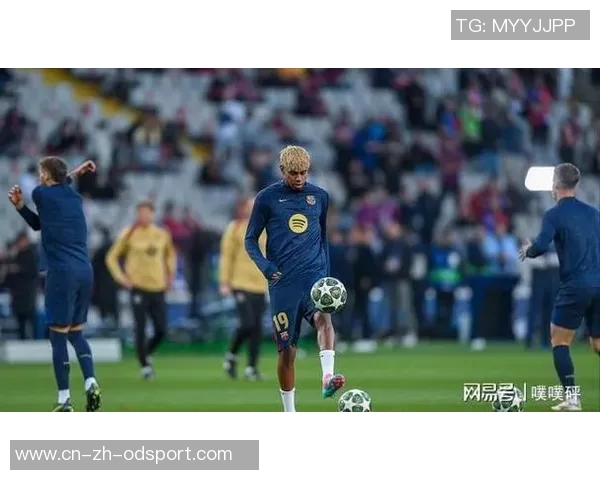 姆巴佩年仅17岁身价仅300万却轻松突破孔德巴黎三叉戟总身价却不及亚马尔一半