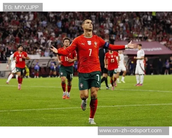 C罗热爱环足奖典礼渴望更多奖杯与千球里程碑