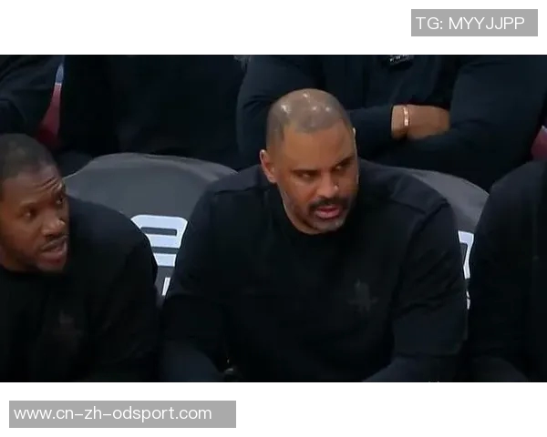 乌度卡谈下半场表现强调失误源于对持球人的夹击策略